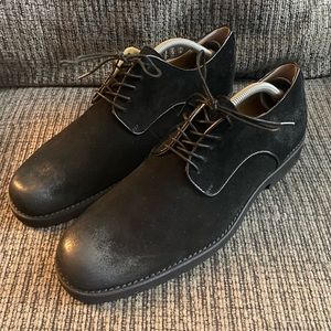 Men’s Hush Puppies Derby Shoe in Black Suede/Leather. Size 10 (New)